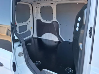 Ford Transit Connect Ford Transit Connect 1.5 EcoBlue L1 Trend AIRCO / CRUISE CONTROLE / TREKHAAK / EURO 6 - afbeelding nr 36