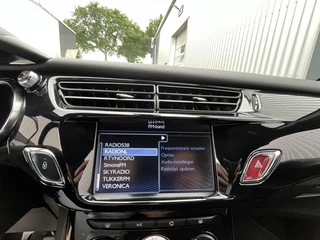 Citroën DS3 Citroën DS3 1.2 PureTech So Chic | Navigatie | Premium Audio | Climate Contr - afbeelding nr 21