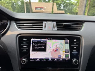 Škoda Octavia Škoda Octavia Combi 1.6 TDI Greentech Clever Edition Lichtmetalen velgen/Cruise Control/Parkeersensoren - afbeelding nr 24