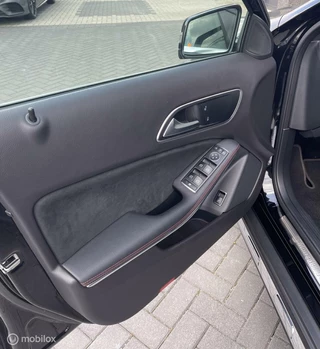Mercedes-Benz GLA Mercedes-Benz GLA-klasse 250 4M 211PK/PANO/CAM/LED - afbeelding nr 26