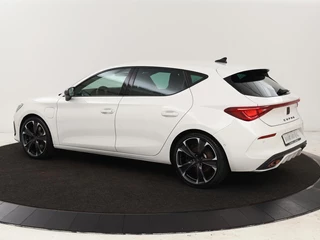 CUPRA Leon Cupra Leon 1.4 e-Hybrid VZ | 245pk |  Stoel & stuurverwarming | Camera | Navigatie | Sfeerverlichting | Keyless | Full LED | PHEV - afbeelding nr 2