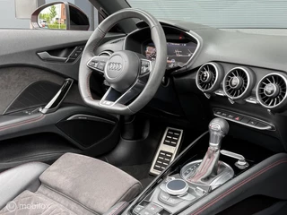 Audi TT Audi TT Roadster 45 TFSI quattro S Competition Bucket Seats Virtual Navi Carplay B&O Audio - afbeelding nr 6