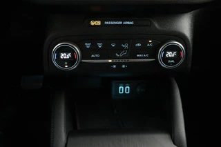 Ford Focus Ford Focus Wagon 1.0 EcoBoost Titanium X Business | Carplay | - afbeelding nr 10