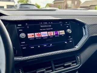 Volkswagen T-Cross Volkswagen T-Cross 1.5 TSI 150PK DSG R-Line Virtual Camera Carplay - afbeelding nr 21