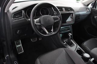 Volkswagen Tiguan Volkswagen Tiguan 1.5 TSI DSG Active Navigatie Climate Control Adaptive Cruise Camera Control Led Dab Stoelverwarming Lichtmetalen Velgen - afbeelding nr 9