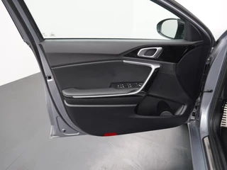 Kia Ceed Sportswagon - Panoramadak - Navigatie - Camera - 17 inch LM velgen - LED koplampen - Fabrieksgarantie tot 11-2026 - afbeelding nr 28