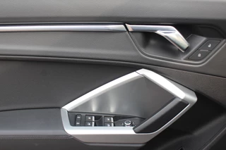 Audi Q3 Audi Q3 Sportback 45 TFSI quattro edition one / Trekhaak / Panoramadak / Camera / Leder / 20'' / Matrix LED / Navigatie / Stoelverwarming / DAB / ACC - afbeelding nr 34