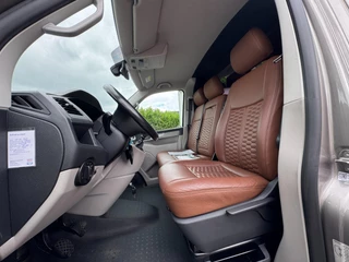 Volkswagen Transporter Volkswagen Transporter 2.0 TDI L1H2 Highline 204PK / 70YEARS EDITION / TREKH. / BEAR-LOCK / LEDER / VOORRUITVERW. / CAMERA / NAVI - afbeelding nr 13