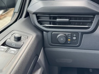 Ford Transit Custom Ford Transit Custom 320 2.0 TDCI L2H1 LIMITED 170pk enkel cabine automaat - afbeelding nr 19