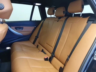 BMW 3 Serie BMW 3 Serie Touring 320i M-sport Trekhaak, Panoramadak, Leder - afbeelding nr 28