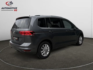 Volkswagen Touran Volkswagen Touran 1.5 TSI Highline 7pers Pano Navi Trekhaak Alcantara Massage - afbeelding nr 5