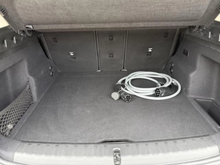 BMW iX1 BMW iX1 eDrive20 67 kWh 204pk | X-Line | Travel Pack  | Innovation Pack | Adaptieve cruise controle | HiFi System Harman Kardon | Panoramadak | Head up Display - afbeelding nr 39