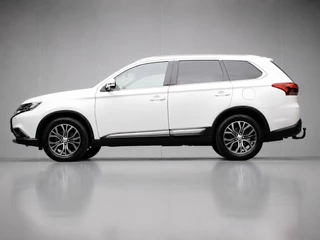 Mitsubishi Outlander Sport 2.0 Instyle (APPLE CARPLAY,NAVI,CAMERA,360 VIEW,STOEL/STUUR VERWARMING,CLIMATE,CRUISE,LM VELGEN)