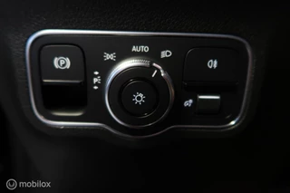 Mercedes-Benz GLB Mercedes GLB 200 Business Solution AMG Pano Memory Sfeer - afbeelding nr 36