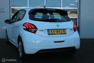 Peugeot 208 Peugeot 208 1.2 PureTech Blue Lion AIRCO/NAVIGATIE/CRUISE - afbeelding nr 8