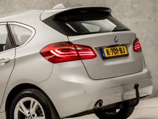 BMW 2 Serie BMW 2 Serie Active Tourer 218i High Executive Sportline (PANORAMADAK, DEALER ONDERHOUDEN, NAVIGATIE, CAMERA, STOELVERWARMING, SPORTSTOELEN, CRUISE, TREKHAAK, PARKEERSENSOREN, NIEUWE APK, NIEUWSTAAT) - afbeelding nr 14