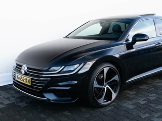 Volkswagen Arteon Volkswagen Arteon 1.5 TSI 150pk DSG R-Line Business | Panoramadak | 20 inch LMV | Trekhaak - afbeelding nr 15