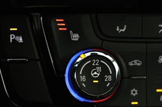 Opel Mokka X Opel Mokka X 1.4 Turbo Innovation | Schuifdak | Leder |  Stoelverwarming | Trekhaak | Camera | Carplay | Comfortstoelen | Navigatie | Climate control - afbeelding nr 7