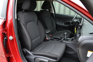 Hyundai i30 Hyundai i30 1.5 T-GDi MHEV Premium Navi/Camera/LED/18'' inch - afbeelding nr 9