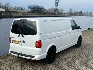 Volkswagen Transporter Volkswagen Transporter 2.0 TDI L2H1 Highline 204pk DSG Trekhaak/LED/Leder/AdaptieveCruise/Camera/Stoelverwarming/20