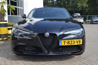 Alfa Romeo Giulia - afbeelding nr 2