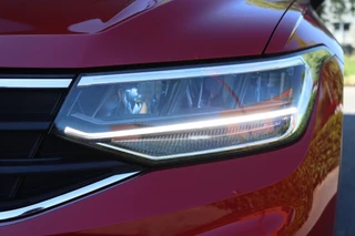 Volkswagen Tiguan Volkswagen Tiguan 1.4 TSI eHybrid Edition LED/Navi/Trekhaak wegkl./Virtual Cockpit/App-Connect/18