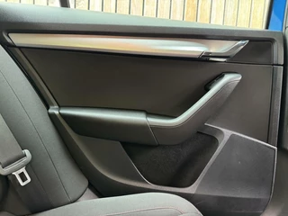 Škoda Octavia Skoda Octavia Combi 1.0 TSI Sport Navigatiesysteem | Trekhaak | Apple CarPlay | Climate control | Cruise control | Getint glas | Parkeersensoren achter - afbeelding nr 38