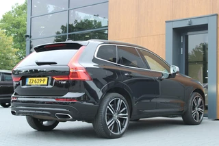 Volvo XC60 Volvo XC60 2.0 T8 Twin Engine AWD R-Design | Pano | Trekhaak - afbeelding nr 9