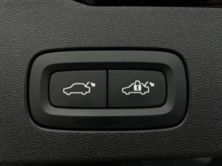 Volvo V60 Volvo V60 2.0 T6 Plug-in hybrid AWD Plus Dark - afbeelding nr 11