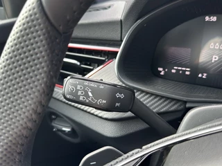 Škoda Kamiq Škoda Kamiq 1.0 TSI DSG MONTE CARLO GLAS-DAK/CAMERA/CARPLAY/CRUISE/STOELVERW - afbeelding nr 17