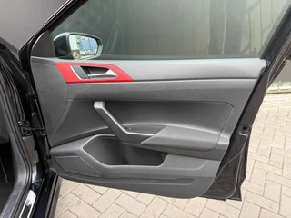 Volkswagen Polo Volkswagen Polo 2.0 TSI GTI|Pano|Virtual|Beats|Camera - afbeelding nr 25