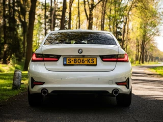 BMW 3 Serie BMW 3-serie Sedan 320d 191PK xDrive Aut Sportstoelen Virtual H/K HUD - afbeelding nr 17