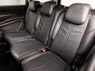 Peugeot 5008 Peugeot 5008 1.2 PureTech Sport 7 Persoons (APPLE CARPLAY, GROOT NAVI, LEDER, GETINT GLAS, SPORTSTOELEN, 360 CAMERA, CRUISE, NIEUWE APK, NIEUWSTAAT) - afbeelding nr 14