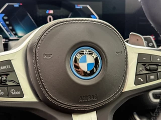 BMW X5 BMW X5 xDrive50e 490PK High Executive M-Sport | PANO | HARMAN KARDON | SKYLOUNGE | WARMTECOMFORT | LEDER | - afbeelding nr 77