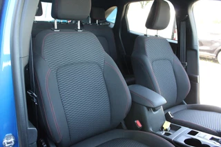 Ford Kuga Ford Kuga 2.5 FHEV ST-Line 190pk | SYNC 4 Navigatie | Achteruitrijcamera | Geen stekker nodig | 1.650pk trekgewicht - afbeelding nr 13