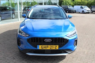 Ford Focus Ford Focus 1.0-155pk EcoBoost Mild-Hybrid 'Active' AUTOMAAT ! Trekgewicht 1.500kg ! Slechts 6.450km ! Ruim €. 9.000,- beneden de nieuwprijs ! Volautm. airco dual, navigatie, telefoonvoorb., adaptive cruise control, LED verlichting, metallic lak, camera, front-, lane- en side assist, LM wielen, Isofix etc. - afbeelding nr 48