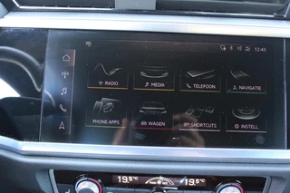 Audi Q3 Audi Q3 Sportback 35 TFSI 150PK S-TRONIC 7 S EDITION * NIEUWSTAAT * | S-LINE EXTERIEUR | S-LINE INTERIEUR | AUDI VIRTUAL COCKPIT | PANORAMISCH SCHUIF / KANTELDAK | NAVIGATIE | TWIN LEDEREN BEKLEDING ZWART MET ROTSGRIJS STIKSEL | VOORSTOELEN VERWARMBAAR | ACHTERUITRIJCAMERA | PARKEERSENSOREN VOOR / ACHTER | DODEHOEK DETECTIE |  ALARM SYSTEEM | FULL LED KOPLAMPEN INCLUSIEF LED ACHTERLICHTEN | ZWARTE HEMELBEKLEDING | AUDI SOUND SYSTEM | AMBIENTE VERLICHTING | 18