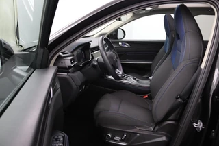 Lynk & Co 01 Lynk & Co 01 1.5 | Black on Black |Carplay | Camera | schuifd. - afbeelding nr 4