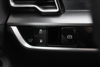 Kia Sportage Kia Sportage 1.6 T-GDi Plug-in Hybrid AWD DynamicPlusLine / Trekhaak / Panoramadak / Camera / 19'' / Matrix LED / Keyless / Virtual Cockpit / Dodehoek / DAB / Stuurverwarming - afbeelding nr 30