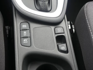 Toyota Yaris Toyota Yaris 1.5 Hybride Dynamic | Apple Carplay | Camera | Navi | - afbeelding nr 9