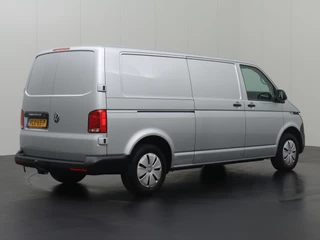 Volkswagen Transporter Volkswagen Transporter 2.0TDI Lang Achterdeuren | Navigatie |3-Persoons | Trekhaak | Betimmering - afbeelding nr 2