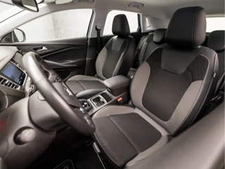 Opel Grandland X Opel Grandland X 1.2 Turbo Edition (APPLE CARPLAY, GROOT NAVI, LEDER, CRUISE, SPORTSTOELEN, PARKEERSENSOREN, LANE ASSIST, NIEUWE APK, NIEUWSTAAT) - afbeelding nr 13
