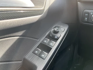 Ford Kuga Ford Kuga 2.5 PHEV ST-Line X 225pk | Wegklapbare Trekhaak | Winter Pack | Driver Assistance Pack | Head-Up Display | - afbeelding nr 37