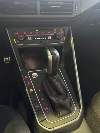 Volkswagen Polo Volkswagen Polo 2.0 GTI Virtual KW-SchroefsetPano Dsg beats dcc navi keyless - afbeelding nr 21