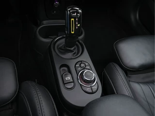 MINI Electric (INCL-BTW) Aut. *PANO | FULL-LEATHER | FULL-LED | HARMAN/KARDON-SOUND | KEYLESS | CAMERA | SPORT-SEATS | NAVI-FULLMAP  | ECC | HEATED-SEATS | AMBIENT-LIGHT | DAB | DIGI-COCKPIT | PDC | 17