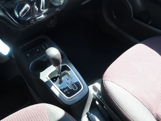 Mitsubishi Space Star Mitsubishi Space Star 1.2 Instyle / Automaat / Stoelverwarming / - afbeelding nr 22