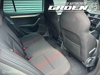 Škoda Octavia Skoda Octavia Combi 1.0 TSI Greentech Sport Business - afbeelding nr 23