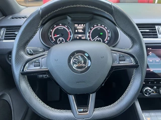 Škoda Octavia Škoda Octavia Combi 2.0 TSI RS 230 AUTOMAAT! PANODAK! ADAPTIVE CRUISE! AFN TREKHAAK! - afbeelding nr 9