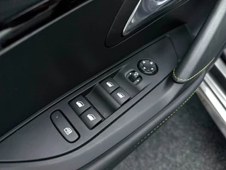 Peugeot 208 Peugeot 208 1.2PT 100PK GT | Private Lease 399,- | Achteruitrijcamera | Park - afbeelding nr 22