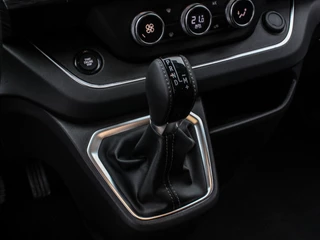 Renault Trafic | BPM VRIJ! | DUBBELE SCHUIFDEUR | CRUISE | STOELVERWARMING | CAMERA | AIRCO | - afbeelding nr 12